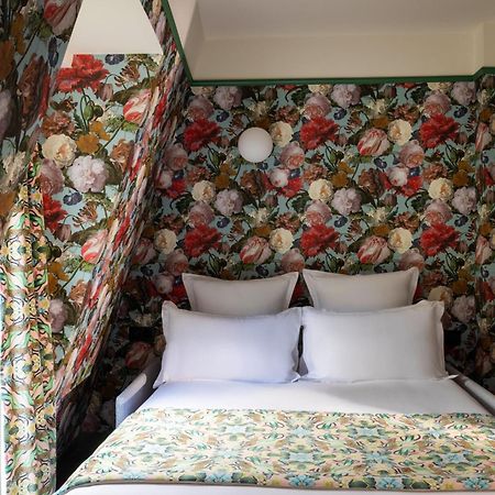 Hotel Ginette A La Folie & Spa Paris Exterior photo