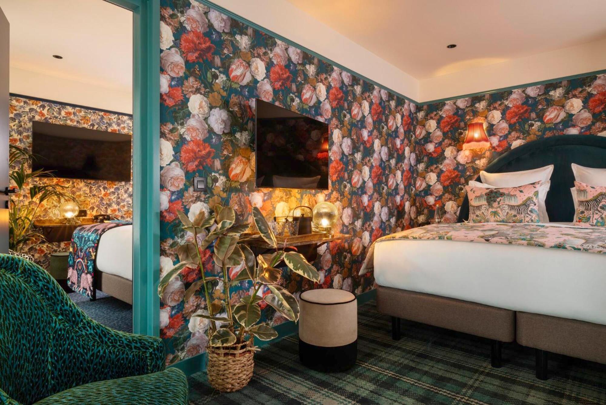 Hotel Ginette A La Folie & Spa Paris Exterior photo