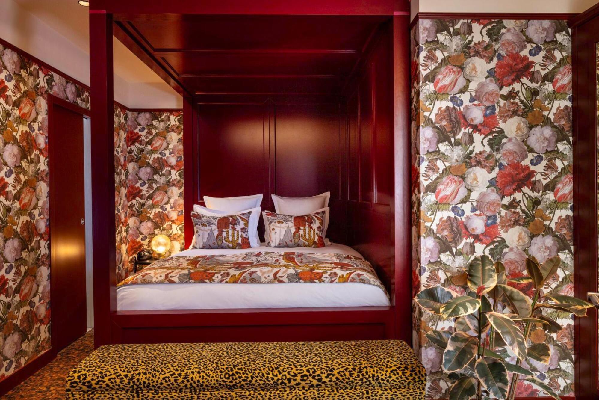 Hotel Ginette A La Folie & Spa Paris Exterior photo