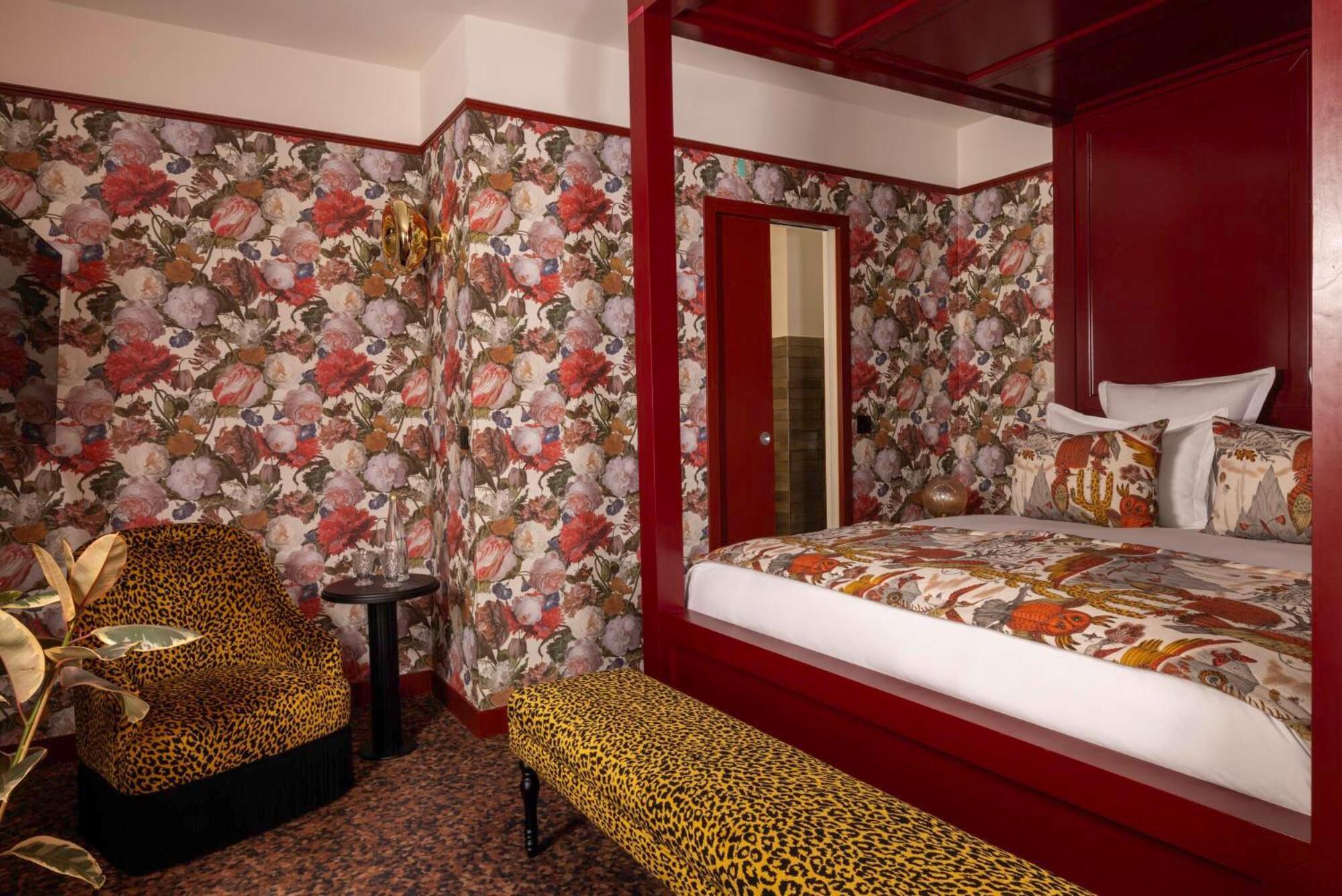 Hotel Ginette A La Folie & Spa Paris Exterior photo